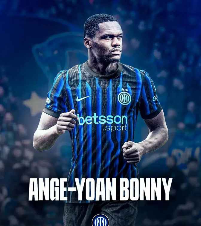 转会期体能课后，国际米兰官宣签约备战德国杯，细节曝光，临场指挥获称赞的简单介绍