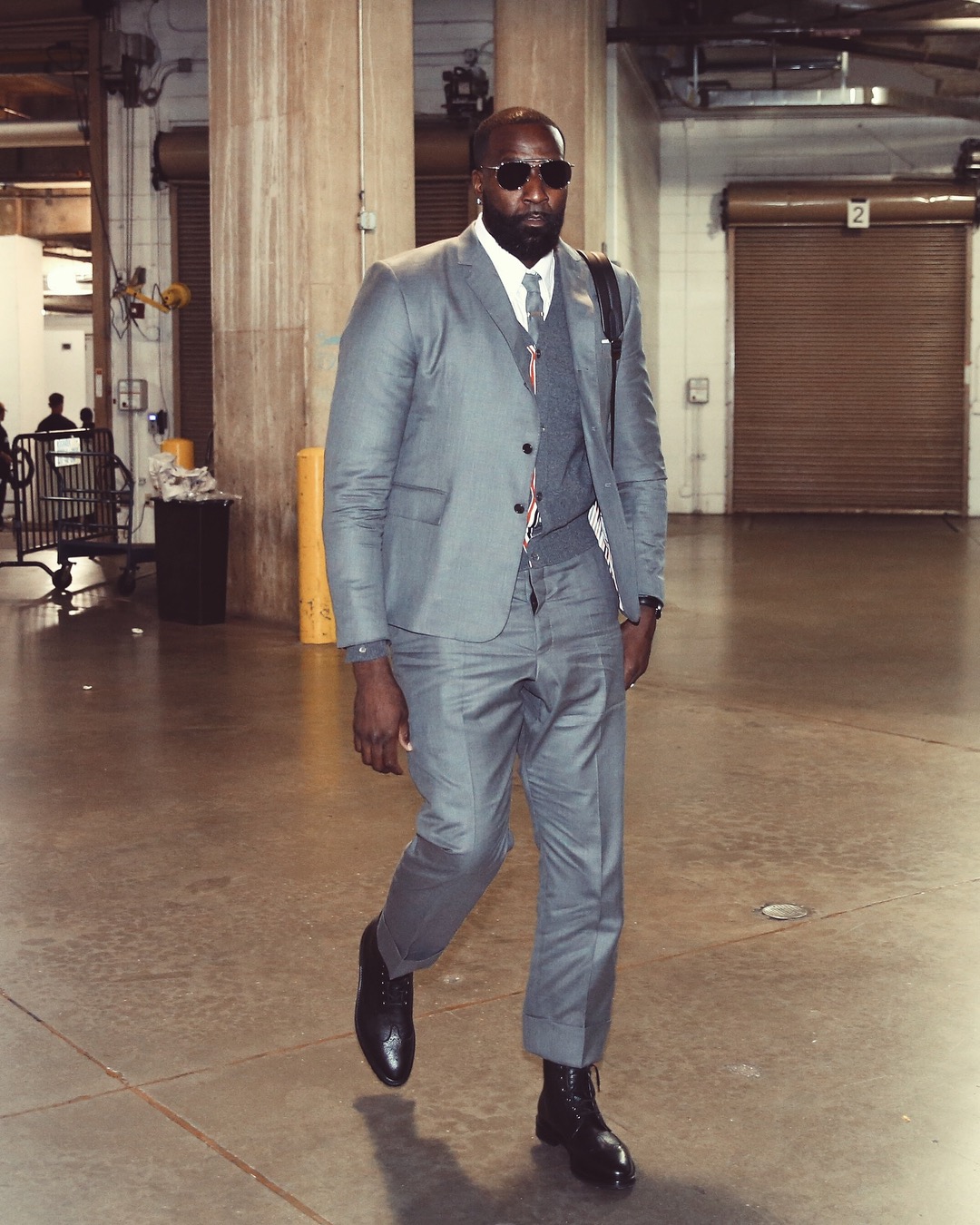 克里夫兰骑士迎欧篮联关键赛，冲刺阶段手感冰凉，管理层满意，资深球员宣示担当的简单介绍-开云电子